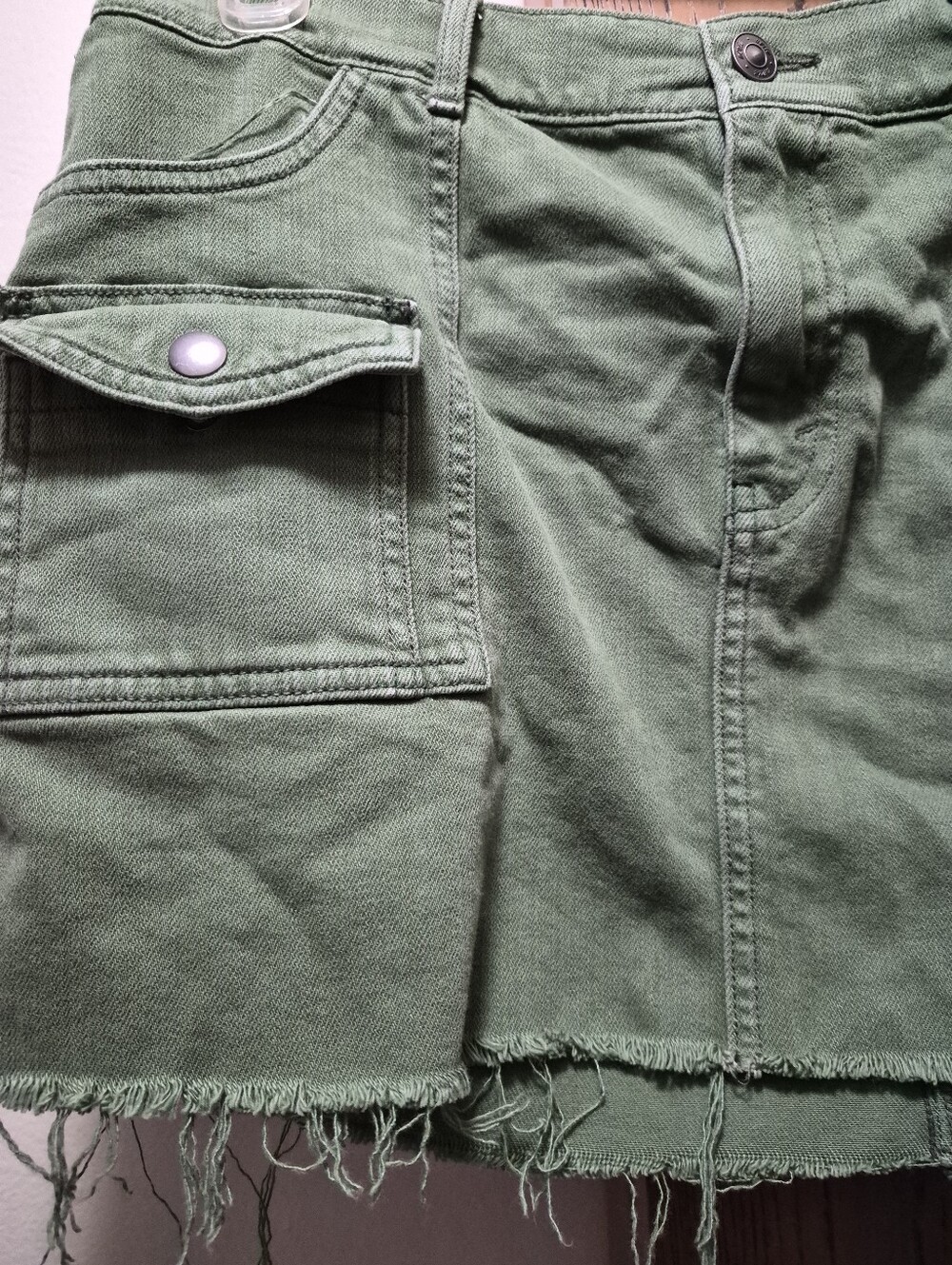 aerie Olive Green Utility Denim-Style Mini Skirt - Picture 4 of 9